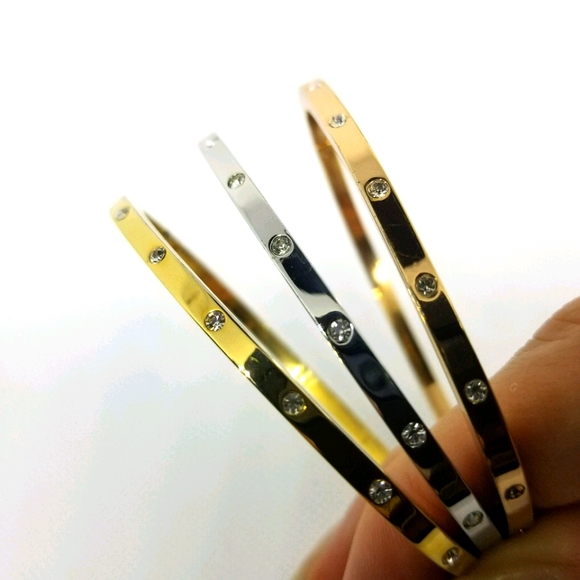 Tricolour crystal bangle bracelet set - Picture 1 of 6